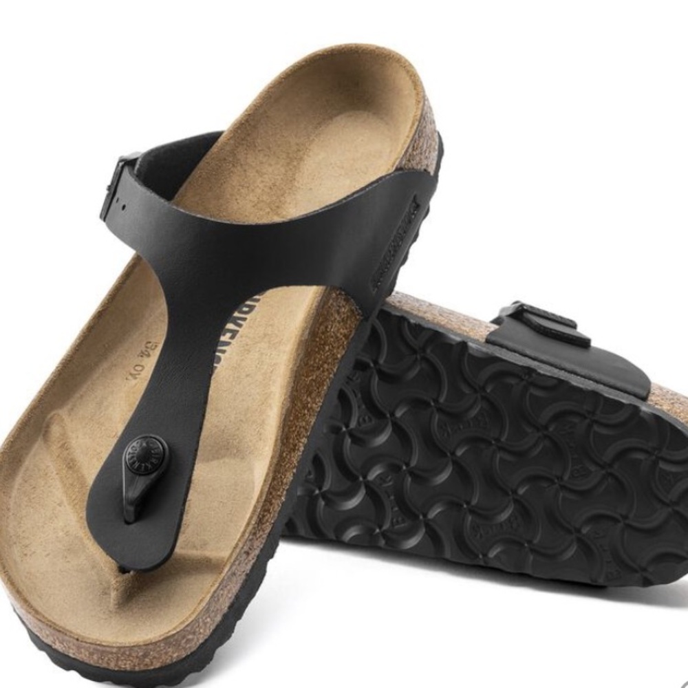 Birkenstock “Gizeh” Birko-Flor synthetic leather. Like new. Size 38